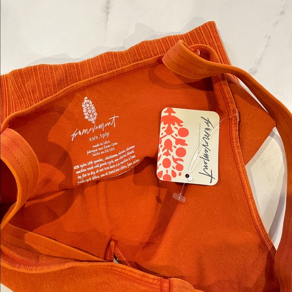 NWT free people movement good karma crop top - Picture 3 of 7